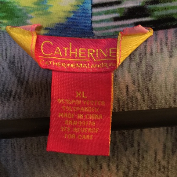 Multicolored Top - Picture 2 of 3